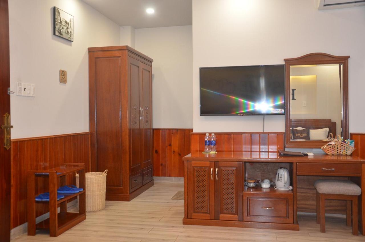 Hao Hoa Hotel Kon Tum Exteriör bild